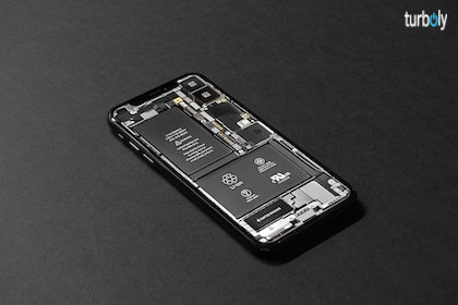 2023 07 bisnis service handphone
