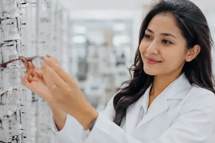 Software untuk Kelola Toko Optik